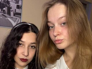 DarylAndJuliana's Mature live cam shows Profile Image